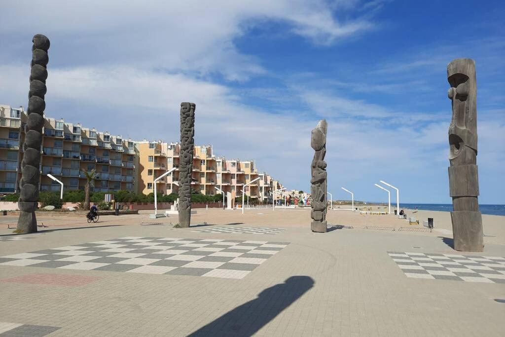 Appartement Vue Mer, Acces Direct Plage, Parking Privatif Le Barcarès Екстериор снимка